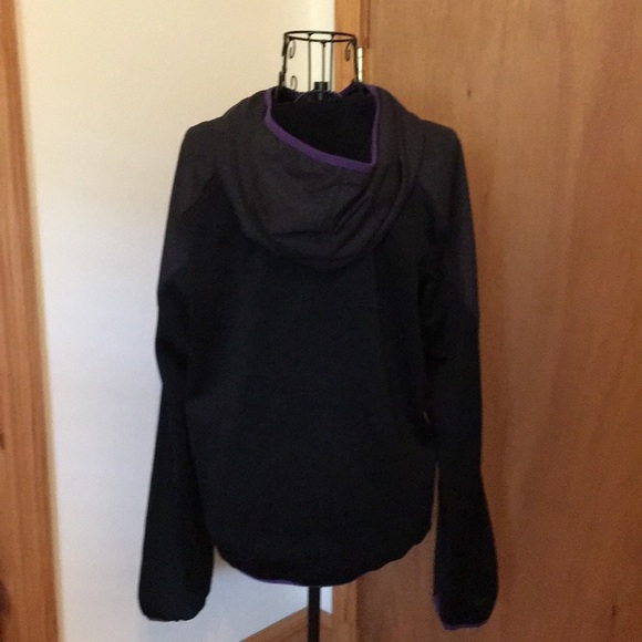 Nike Therma fit Jacket💜 - Picture 7 of 10